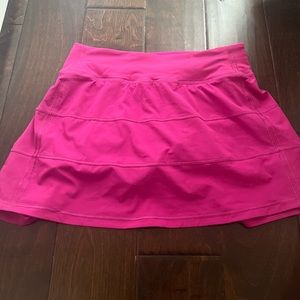 Lululemon Pace Rival Mid-Rise Skirt / Ripened Raspberry / Size 4